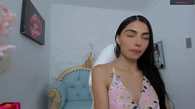 eimy skinny  online show from 10/31/25, 11:29