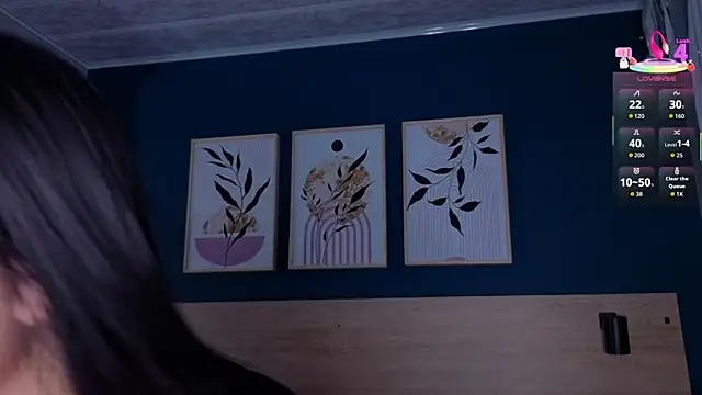 SarahMiler  online show from 09/23/25, 12:45