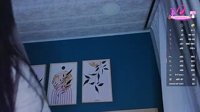 SarahMiler  online show from 10/16/25, 11:51