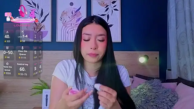 SarahMiler  online show from 03/30/26, 11:44