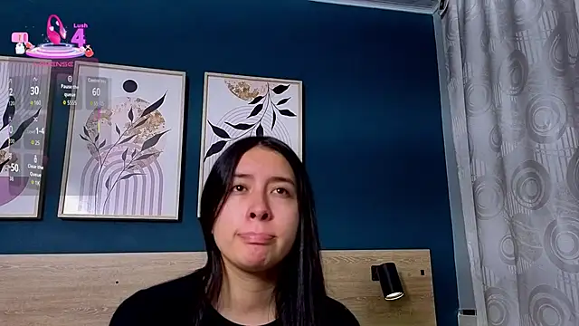 SarahMiler  online show from 12/05/25, 07:45