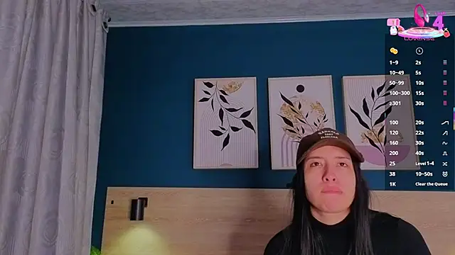 SarahMiler  online show from 10/08/25, 11:56