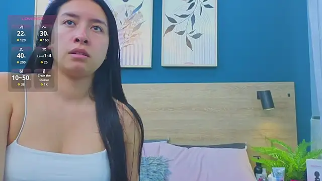 SarahMiler  online show from 11/27/25, 07:47