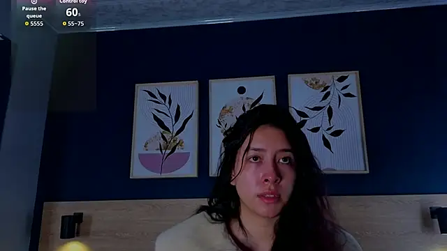 SarahMiler  online show from 10/25/25, 11:42