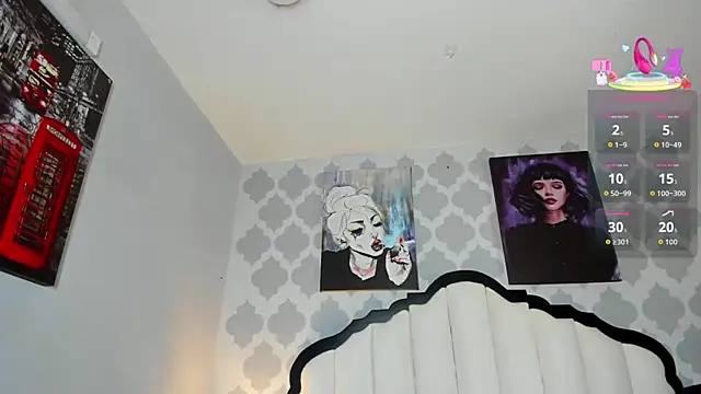 SarahMiler  online show from 11/04/25, 07:50