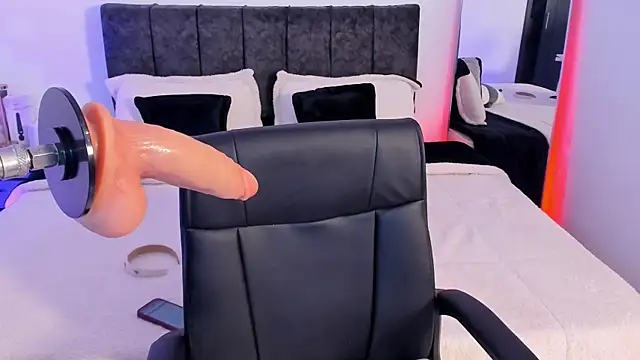 Taylormaxwell online show from 03/13/26, 09:42