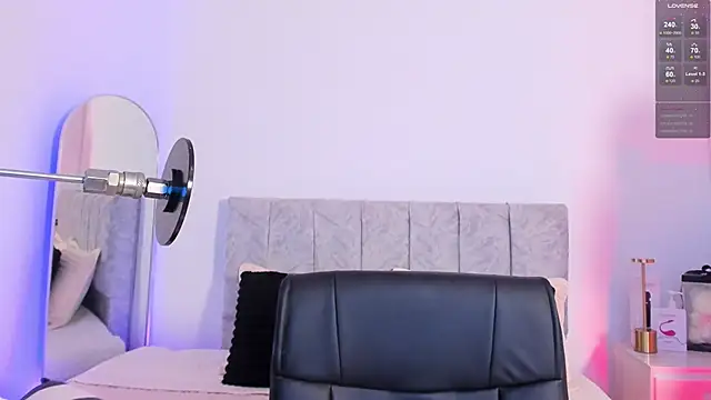 Snapshot of Taylormaxwell chatting on 02/12/26, 08:08 Taylormaxwell online show from 02/12/26, 08:08