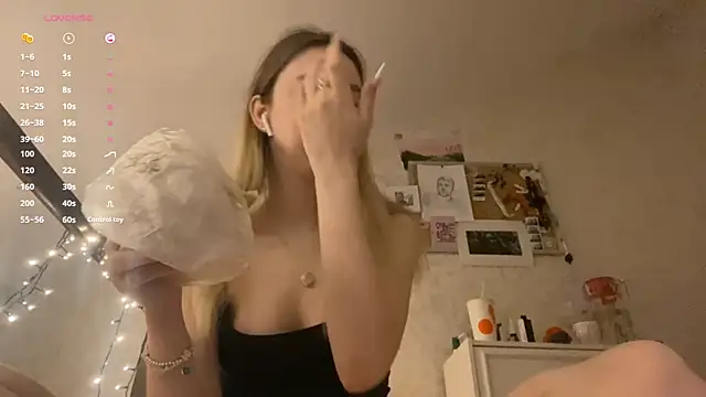 DanaCore online show from 10/21/25, 06:51