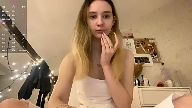 DanaCore online show from 09/21/25, 04:34