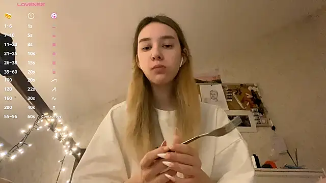 DanaCore online show from 11/02/25, 10:37