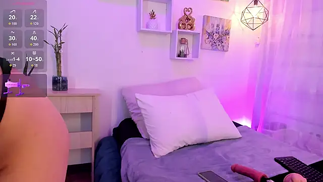 Samaraa Smith online show from 10/15/25, 12:24