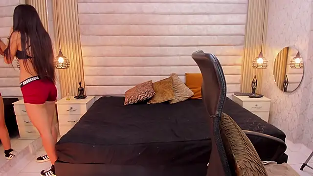 VictoriaaBlair online show from 04/02/26, 06:58