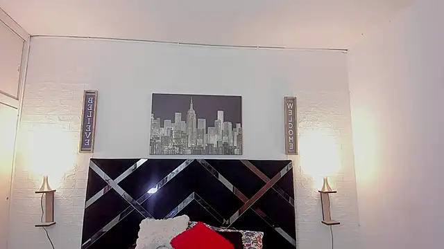 elenacooper1 online show from 11/02/25, 07:08