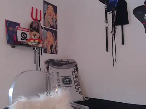 Sofia May online show from 02/08/26, 06:16