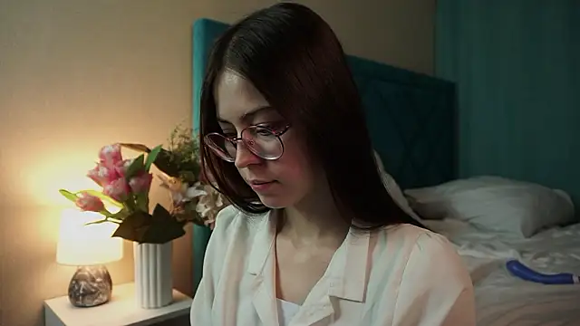 ywixos online show from 03/07/26, 03:06