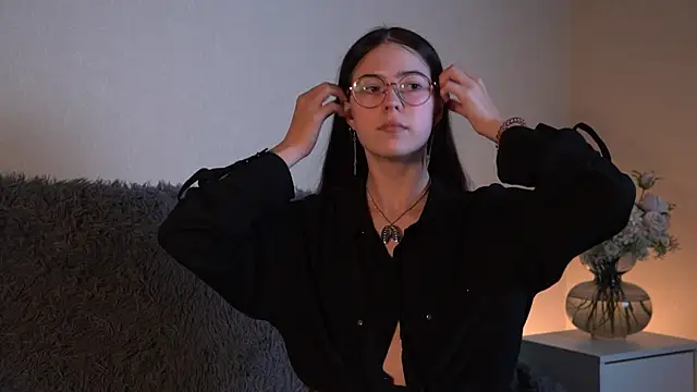 ywixos online show from 09/29/25, 02:01