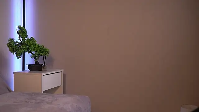 ywixos online show from 03/11/26, 03:50