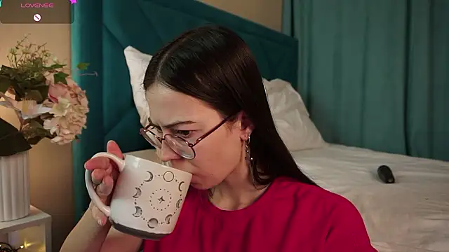 ywixos online show from 03/13/26, 02:44