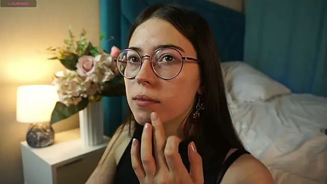 ywixos online show from 12/15/25, 02:23