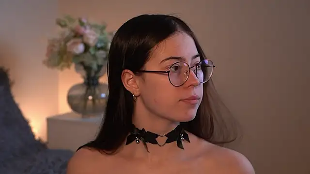 ywixos online show from 11/28/25, 02:39