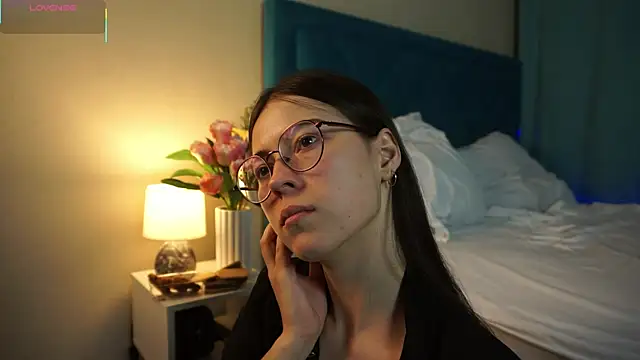 ywixos online show from 11/14/25, 02:43