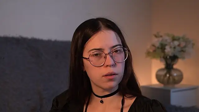 ywixos online show from 11/25/25, 02:39