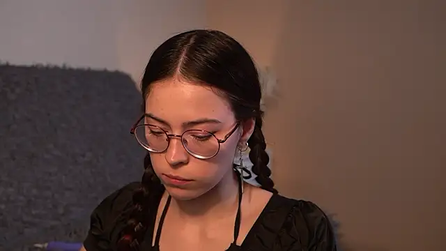 ywixos online show from 02/17/26, 02:58