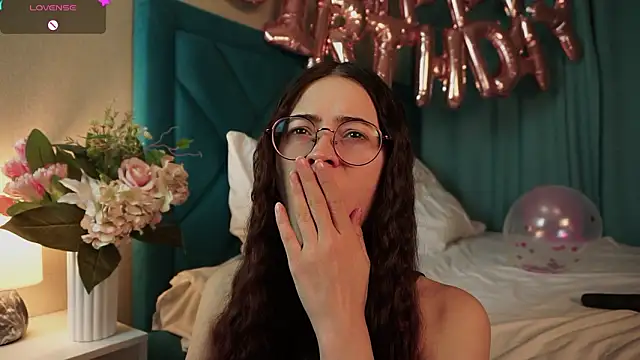 ywixos online show from 02/21/26, 02:30