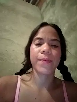 patricia-blosson online show from 10/31/25, 05:04