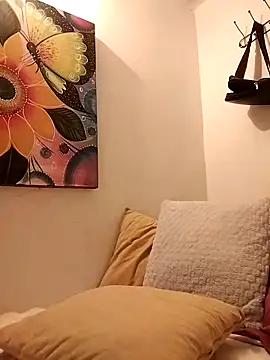 patricia-blosson online show from 11/07/25, 02:49