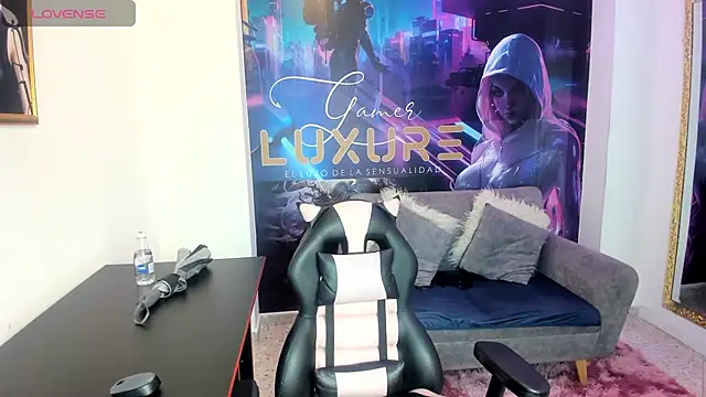 Liamartinn online show from 10/31/25, 02:02