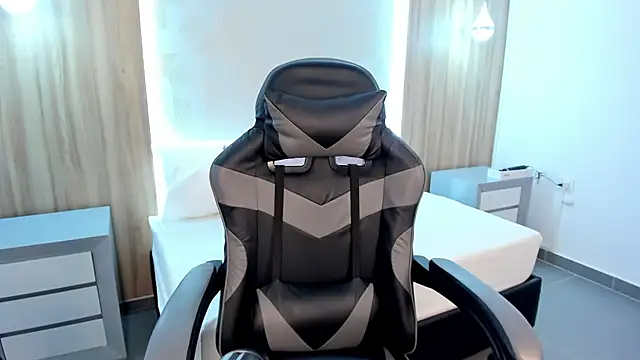 megara x  online show from 09/26/25, 02:18