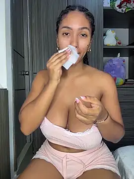 Mia sweet80 online show from 12/23/25, 02:00