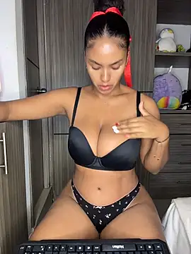 Mia sweet80 online show from 11/16/25, 04:28