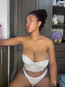 Mia sweet80 online show from 10/30/25, 03:05