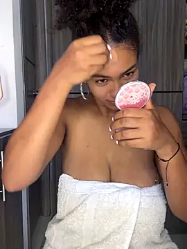 Mia sweet80 online show from 09/20/25, 02:49