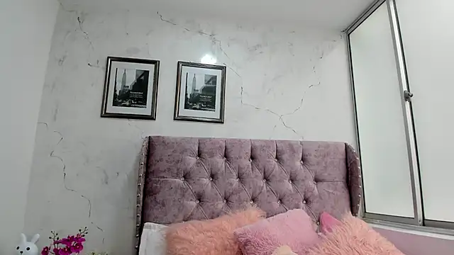 Maddy Mills online show from 03/15/26, 04:03