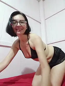 Luana sexy42 online show from 05/24/26, 04:07