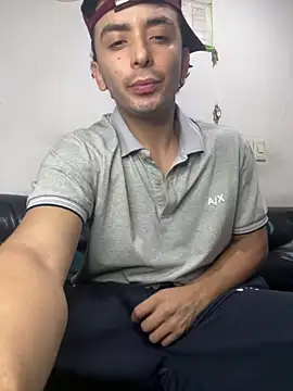 Snapshot of Jacobs0 chatting on 05/18/26, 03:06 Jacobs0 online show from 05/18/26, 03:06