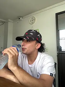Jacobs0 online show from 06/17/26, 07:13