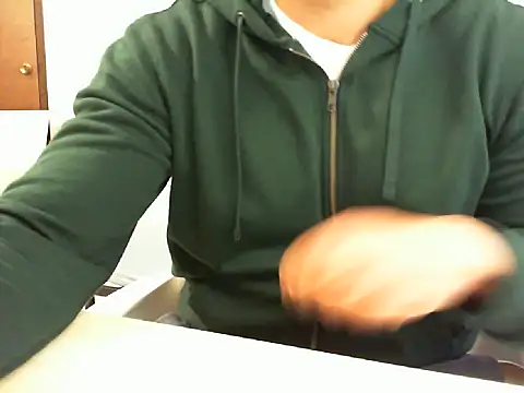 Snapshot of PC_boy_slv chatting on 10/18/25, 06:43 PC boy slv online show from 10/18/25, 06:43