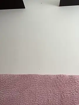 Issa Santana online show from 10/07/25, 06:31