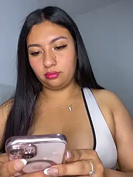 Issa Santana online show from 03/25/26, 09:57