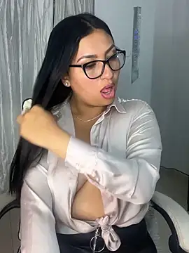 Issa Santana online show from 05/20/26, 10:07