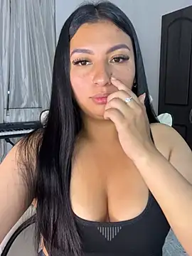Issa Santana online show from 06/27/26, 08:04