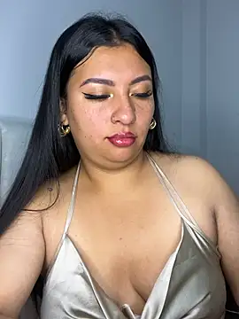 Issa Santana online show from 07/11/26, 04:18