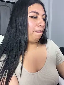 Issa Santana online show from 11/20/25, 06:41