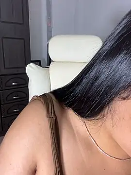 Issa Santana online show from 10/13/25, 07:37