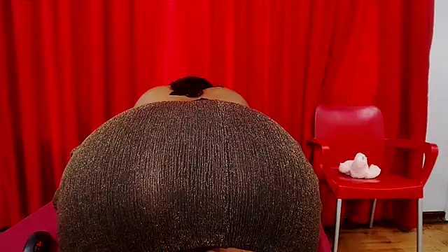 SexyBustyBoobs online show from 10/30/25, 04:44