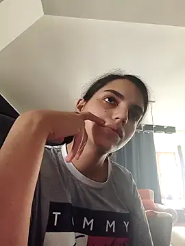 SweetMelodyZ online show from 11/17/25, 10:30